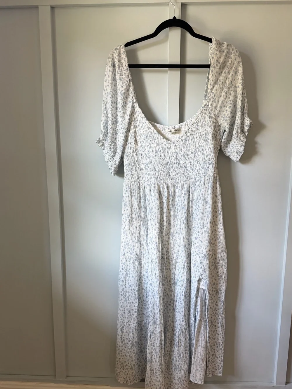 Abercrombie & Fitch Light Blue Floral Smocked Midi Dress